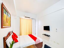 OYO 893 Dian Suites Makati