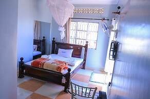 Luwafu Guest House