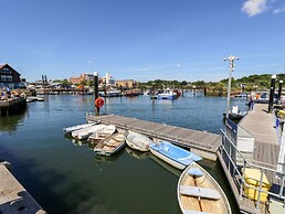 Lymington Lodge at Normandy Marsh