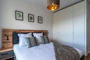 Centromar Bella Vista by Atlantic Holiday