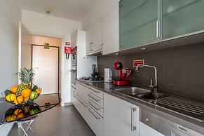 Centromar Bella Vista by Atlantic Holiday