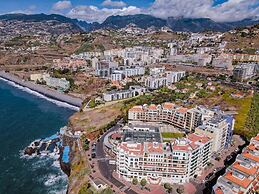 Centromar Bella Vista by Atlantic Holiday