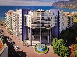 Centromar Bella Vista by Atlantic Holiday