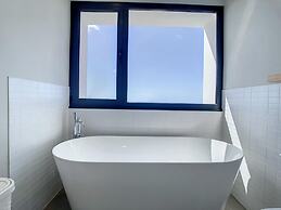 Villa de la Ponte by Atlantic Holiday