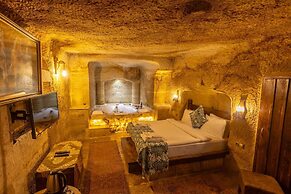 Tale Cave INN