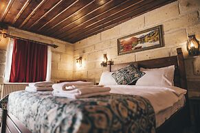 Tale Cave INN