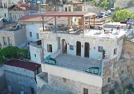 Tale Cave INN