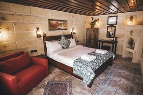 Tale Cave INN