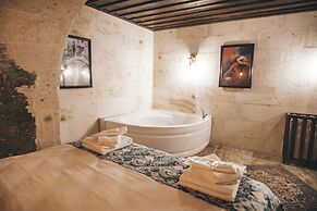 Tale Cave INN