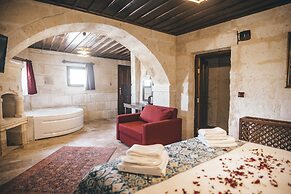 Tale Cave INN