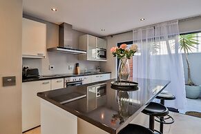 Loader Street Studios 5 by CTHA