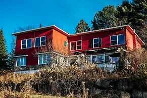 Auberge Lac du Pin Rouge