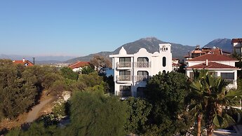 Icon Beach Suites Hotel