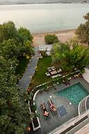 Icon Beach Suites Hotel
