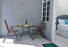 Champagne Villa