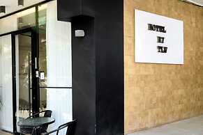 Hotel H7 tlv