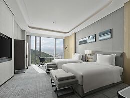 Hilton Zhuji