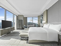 Hilton Zhuji