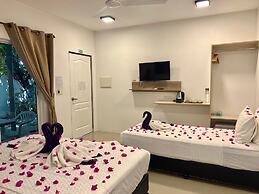Lagoon Villa Thoddoo
