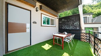 Hongcheon Stoneisland Pension