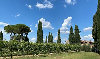 Tenuta Sovestro - Agriturismo e Winery