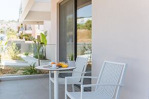 Noemie Luxury Suites