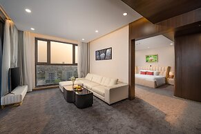 Golden Lotus Grand