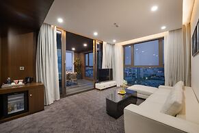 Golden Lotus Grand