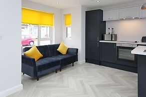 No 1 Luxury Service Accommodation