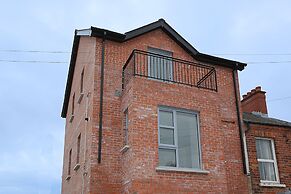 No 1 Luxury Service Accommodation
