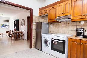 Fabulous Apartment in Pireaus