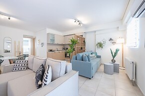 Luxury Loft with a Balcony by CloudKeys