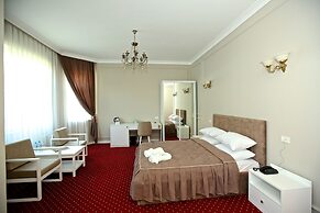 Miraj Hotel