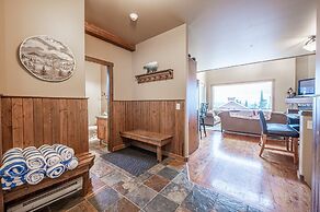 Trapper's Lodge 4 Bd W/great View, Private Hot Tub