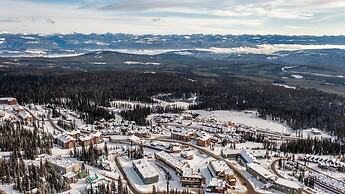 Trapper's Lodge 4 Bd W/great View, Private Hot Tub