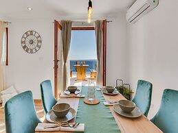 Rina Apartments