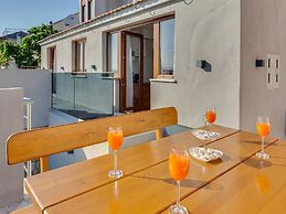 Rina Apartments