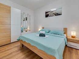 Rina Apartments