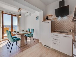Rina Apartments