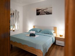 Rina Apartments
