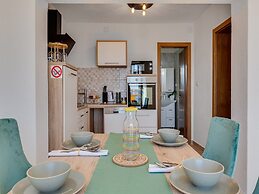 Rina Apartments