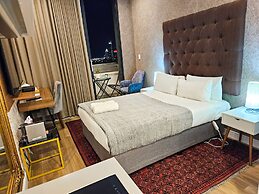 Illovo Central Apartments