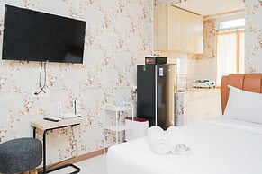 Homey Studio Apartment At Green Palm Residence