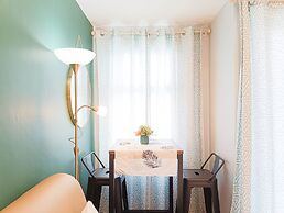 Warm And Homey Studio At Vida View Makassar Apartment