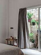 Dhoadhi Retreat
