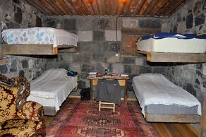 Doğunun Taş Evleri