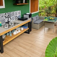 Green Jungle House