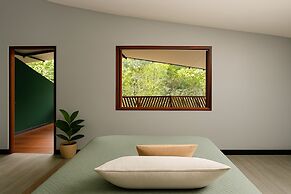 Green Jungle House