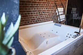 Hotel ONIRO - Luxury Rooms & Wellness Suites