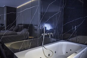 Hotel ONIRO - Luxury Rooms & Wellness Suites